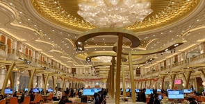 新锦江公司怡宝走进百色希望小镇开展公益活动